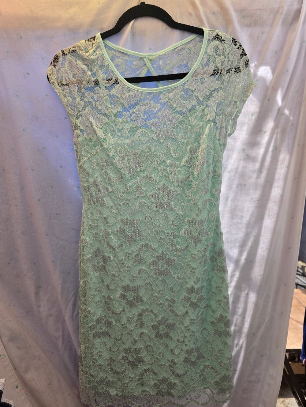 Almost Famous Mint Green Floral Lace Short Sleeve Sheath Dress Size Large